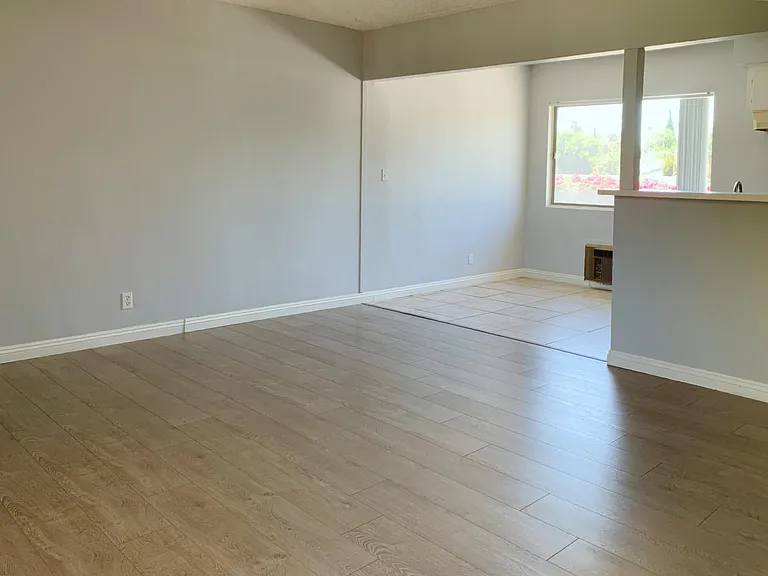 355 S Arroyo Dr #K — Photo 4