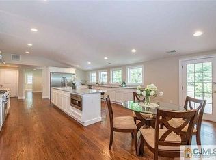 6 Southfield Rd, Edison, NJ 08820