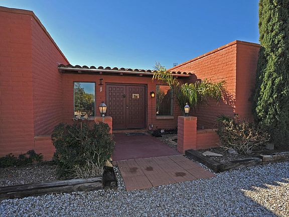 4th image of 10320 N Camino De La Tierra