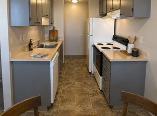404 S 1st St APT 1, Selah, WA 98942
