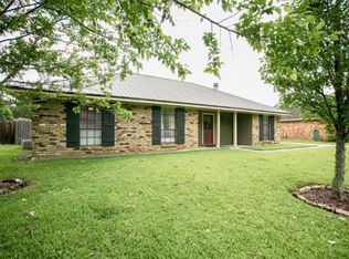 6115 Fleetwood Dr, Baton Rouge, LA 70817