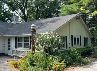 366 N Lincolnway #B, North Aurora, IL 60542