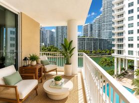 701 Brickell Key Blvd