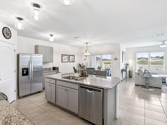 3rd image of 5634 WINONA DRIVE