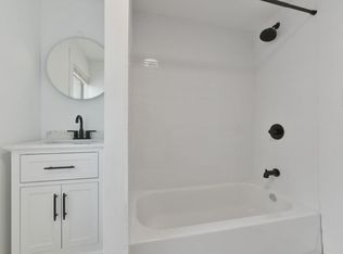 1812 River St FLOOR 2, Hyde Park, MA 02136