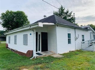 151 Deatherage Rd, Mount Airy, NC 27030