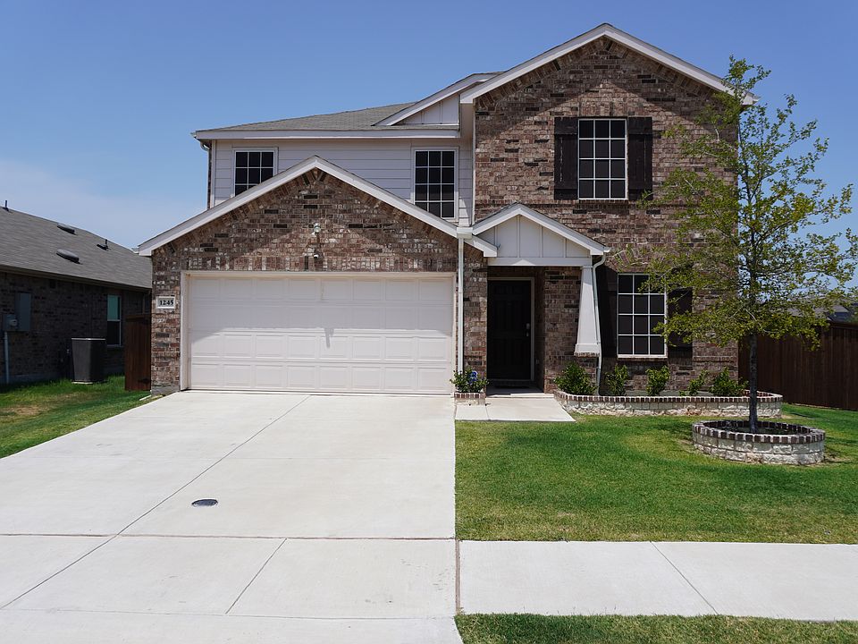 1st image of 1245 Waggoner Dr