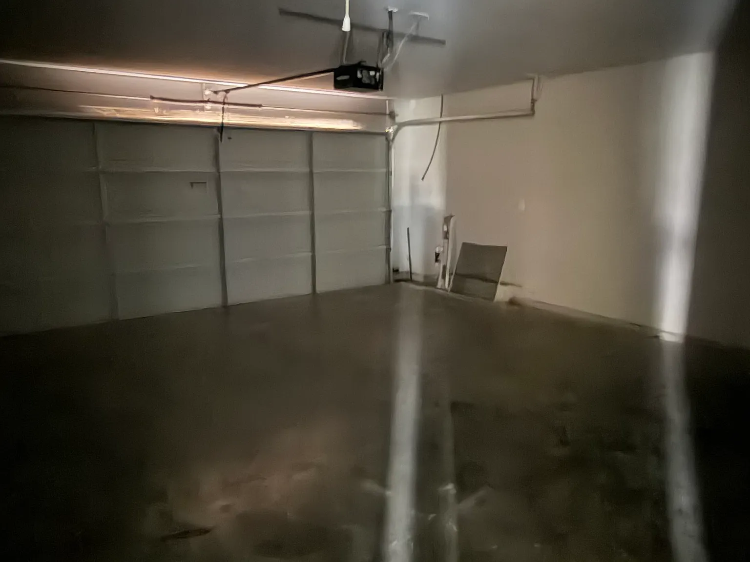 3 bed, 1948 sqft, $1,700 — Photo 2