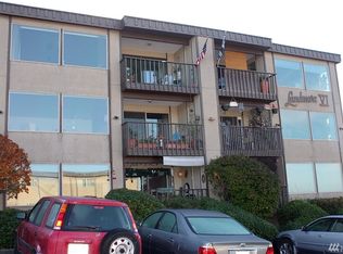 813 S 227th Pl APT 1, Des Moines, WA 98198
