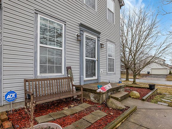 3rd image of 1560 Scenic Valley Pl