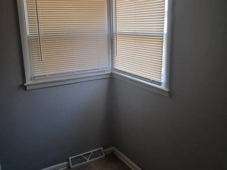 7900 W Potomac Ave — Photo 6