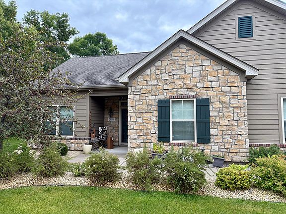 2nd image of 24098 Rivers Edge Rd