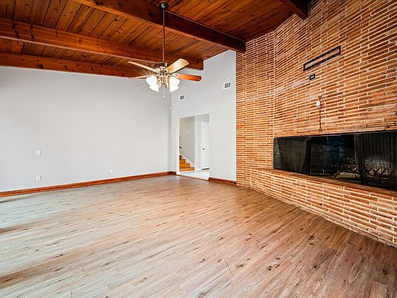 3rd image of 275 Hillcrest Dr