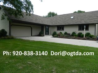 3723 Kennedy Cir, Sheboygan, WI 53083