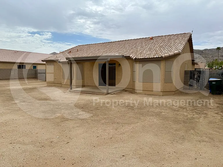 1710 E South Mountain Ave — Photo 19