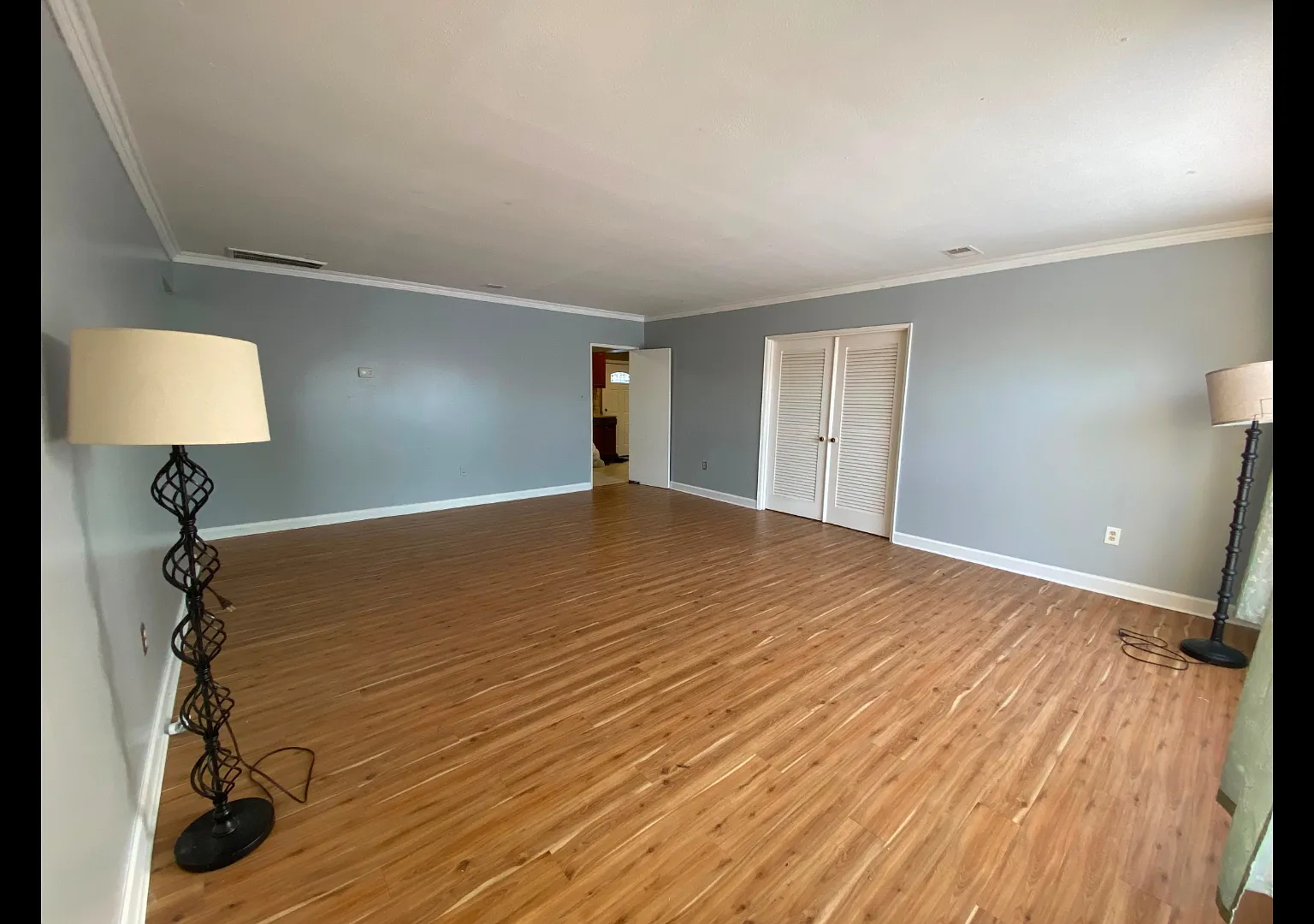 3 bed, 1418 sqft, $2,900 — Photo 4