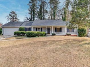 2746 Jo Beth Dr, Lawrenceville, GA 30044