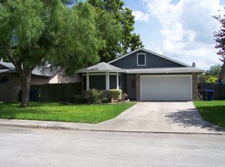 9330 Lands Point St, San Antonio, TX 78250