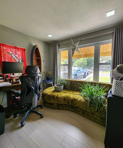 334 E Chestnut Ave — Photo 16