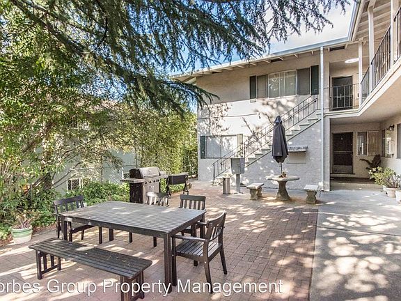 2nd image of 219 Rushmore Ln