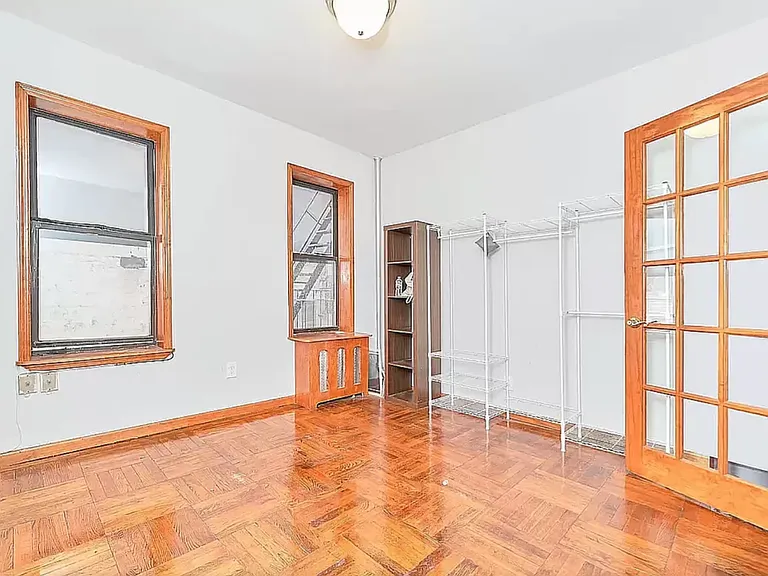 796 9th Ave #15 — Photo 4