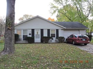 1521 Valleyview Ave, Danville, IL 61832