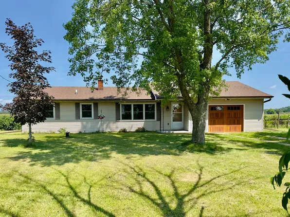 S64W39062 County Road CI, Dousman, WI 53118