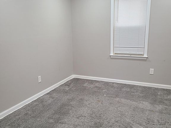2nd image of 7502 Floral St