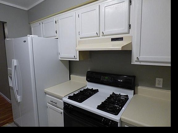 5th image of 39 Cooper Dr