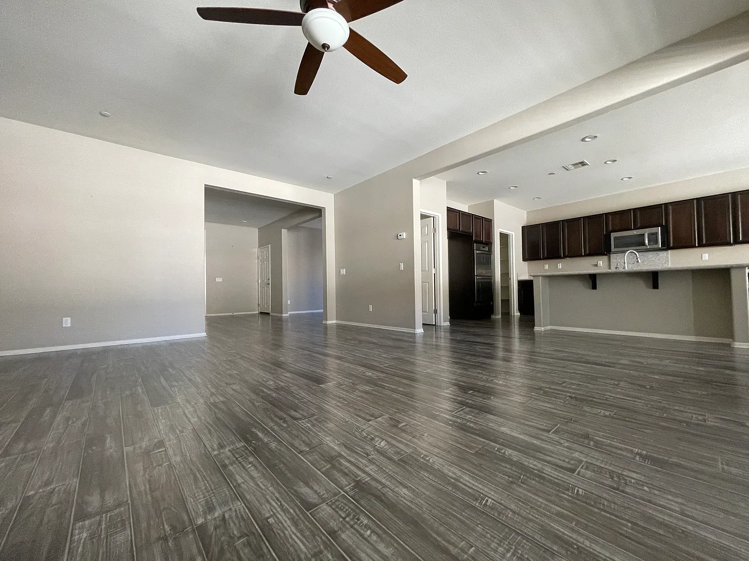 1327 Orchis Ln — Photo 4