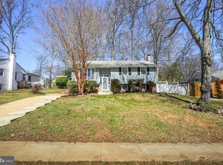 5527 Queensberry Ave, Springfield, VA 22151