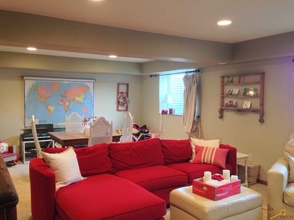 4th image of 6875 Daisy Dr