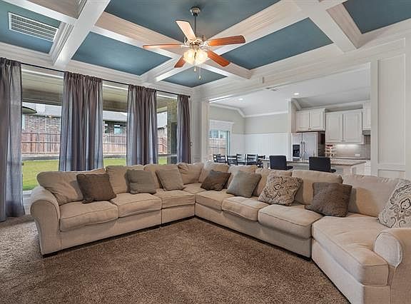 4th image of 413 Ashlawn Dr