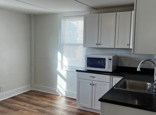 23 Church St APT 2, Gloucester, MA 01930