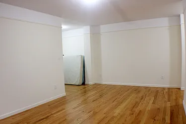 Rented by Roberto Guilbet, LREB