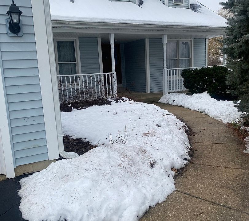 1st image of 727 Lindsay Cir