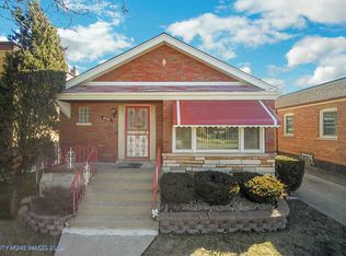 8105 S Troy St, Chicago, IL 60652