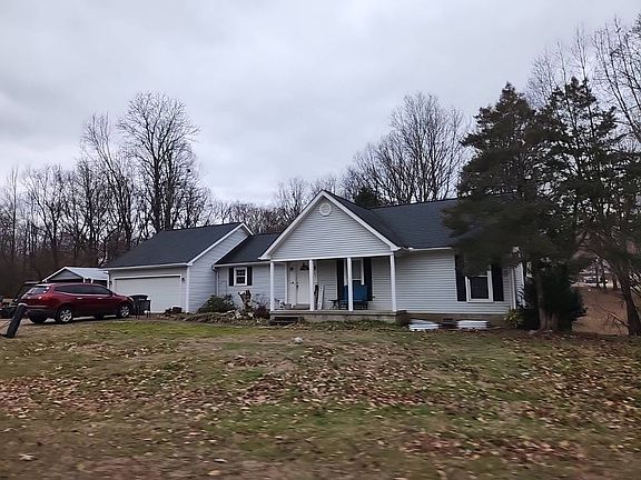 2nd image of 31 Pine Ridge Rd