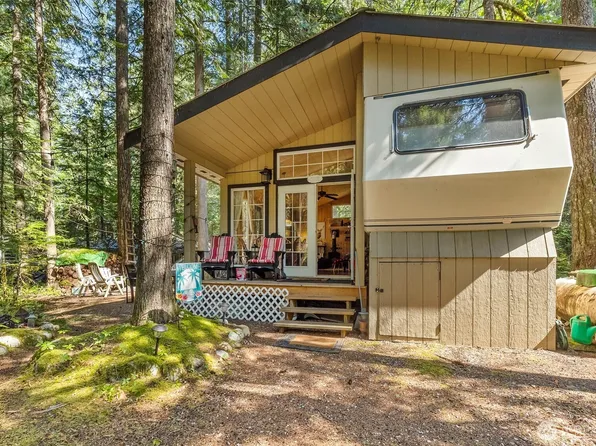 81 3 Sunset Circle, Deming, WA 98244
