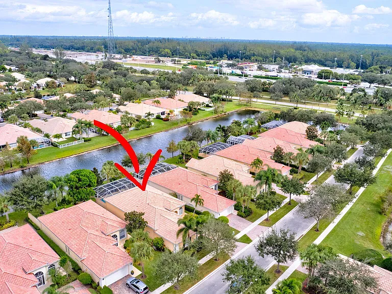 8241 Tobago Ln — Photo 48