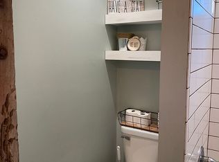 275 Main St, Fairview, IL 61432