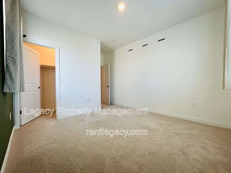 8057 Moongate Way — Photo 22