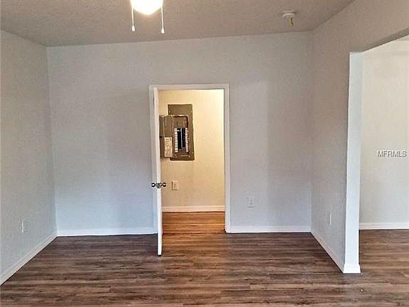 5th image of 7908 Allamanda Ave