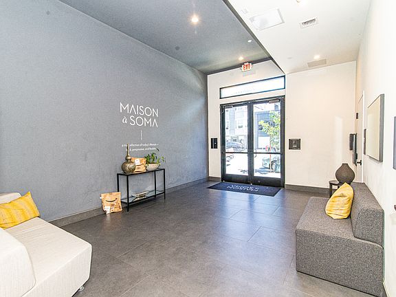 3rd image of 230 7th St #403