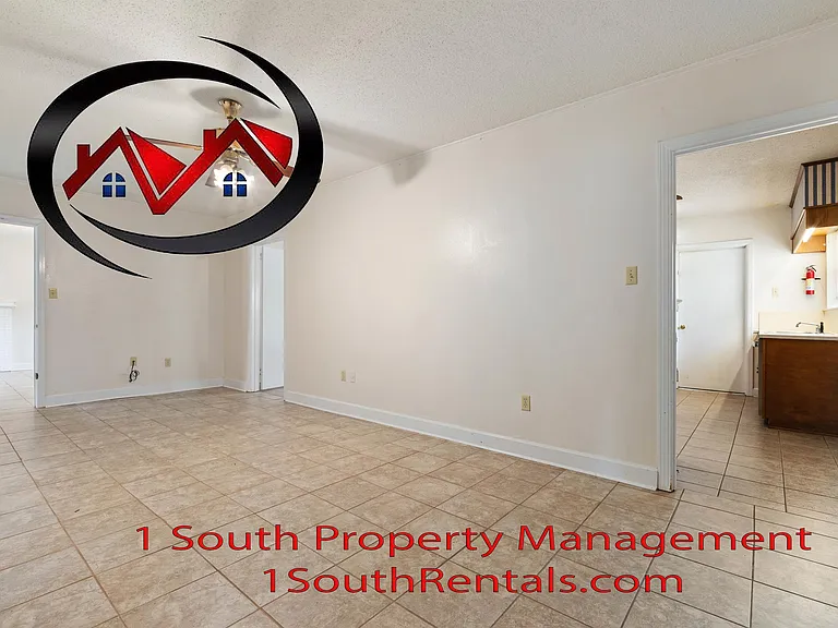 7470 Moffett Rd — Photo 8