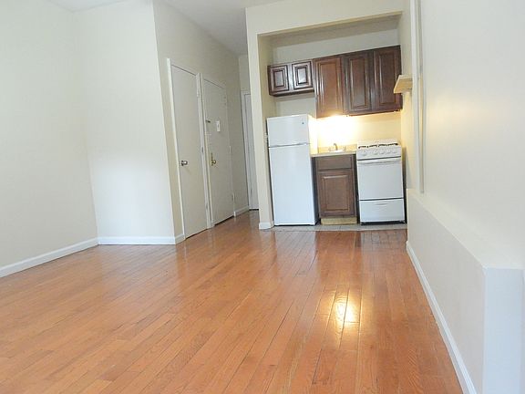 5th image of 1598 3rd Ave APT 3c
