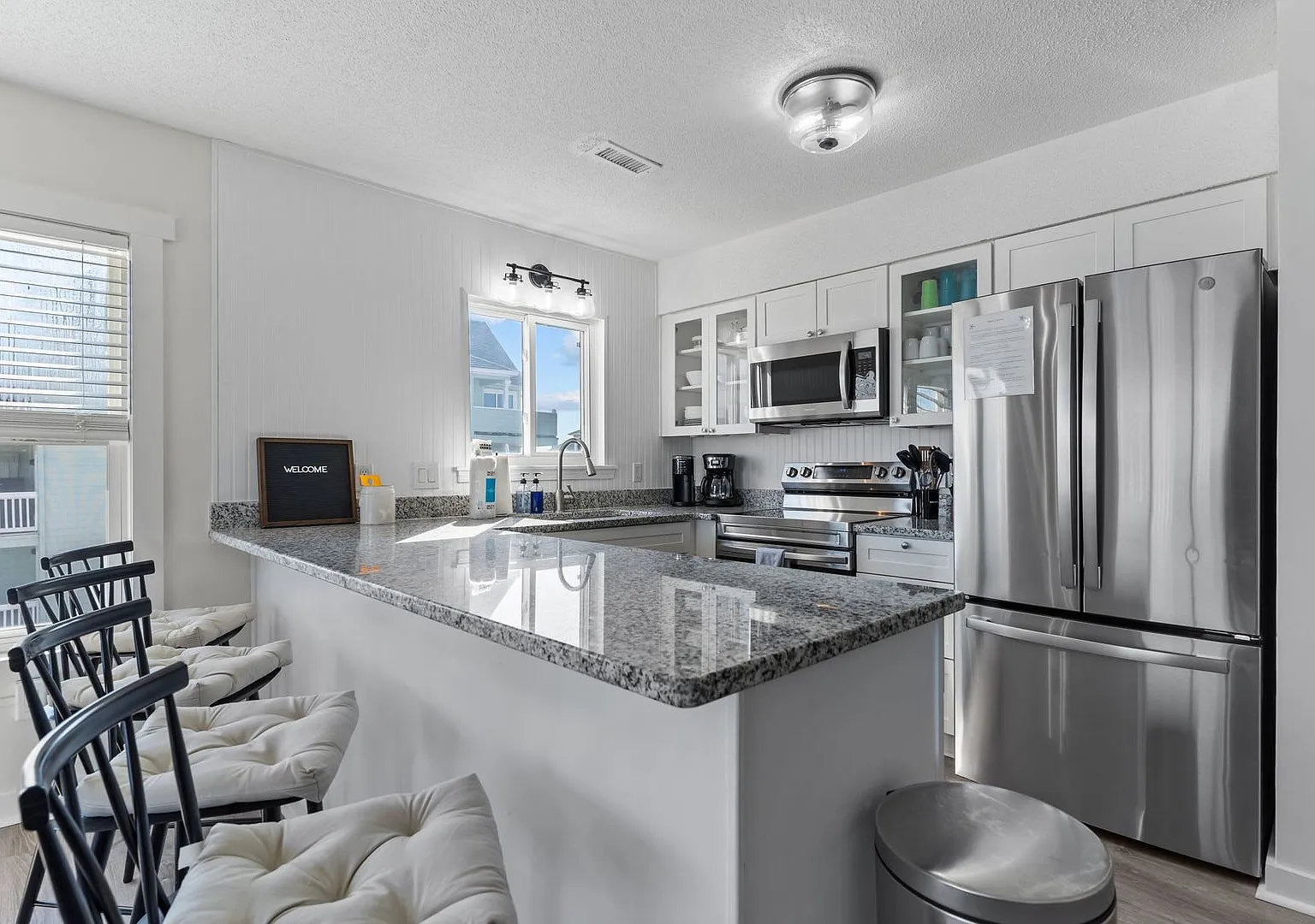 Oceanfront Furnished Condo | Carolina Beach North End | Mid-Term & Extended Stays — Photo 2