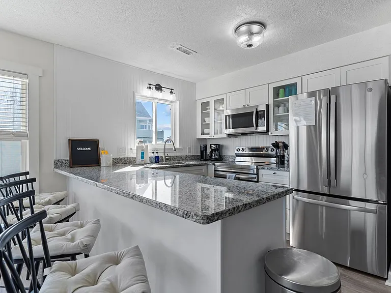 1600 Carolina Beach Ave N #C4 — Photo 3