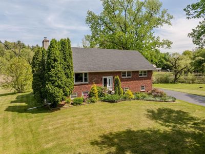8 Robin Lane, Hyde Park, NY, 12538