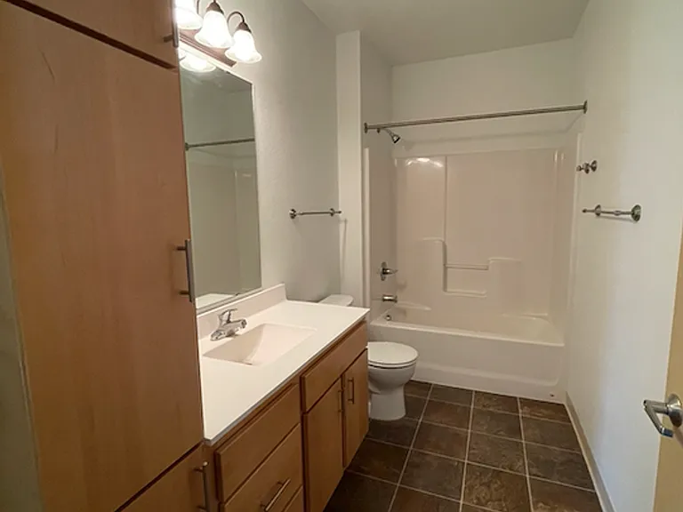 Fourth Street Co-op Apartments — Photo 37